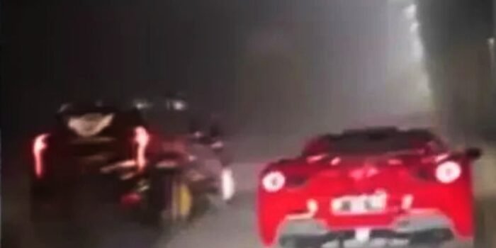 Dua Mobil Mewah ‘Kebut – Kebutan’ di Jalan Protokol