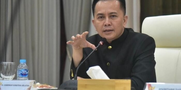 Atasi Karhutla Pj Gubernur Sumsel Pastikan TMC Diperpanjang, Tiga Unit Eskavator Dikerahkan Bikin Sekat dan Kanal