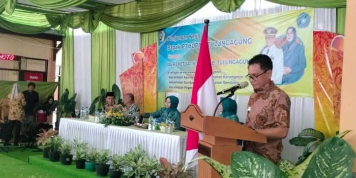 Kunker ke Eks Kawedanan Kalangbret, Pj Bupati Tulungagung Dorong Transparansi APBDesa