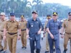 Meski Diguyur Hujan, Peserta Apel di BKB Tetap Antusias