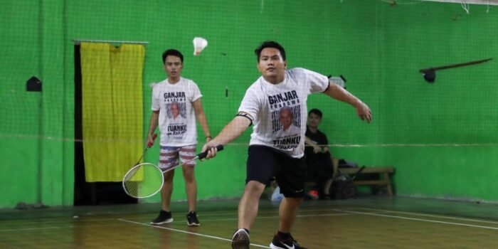 Crivisaya Ganjar Gelorakan Pola Hidup Sehat Lewat Fungame Badminton di Lubuklinggau