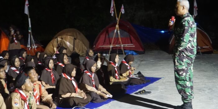 Korem 182/JO Berikan Materi Wasbang pada Kegiatan Persami SMP Terpadu