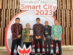Bupati Fadhil Arief Terima Penghargaan dalam ajang Forum Smart City Nasional 2023