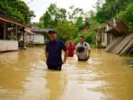 Antisipasi Banjir Susulan, Peringatan Bupati Kapuas Hulu untuk Masyarakat Pesisir Sungai