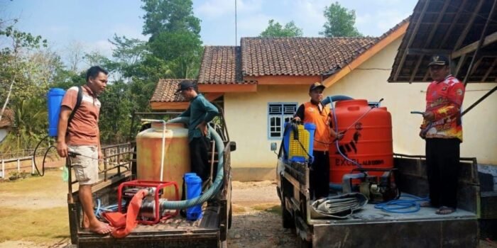Tanggulangi Karhutla Kades OKI Sulap Mobil Jadi Armada Tempur Taktis
