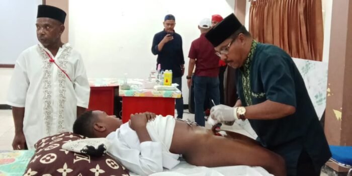 Khitanan Massal Meriahkan Peringatan Hari Bhakti PUPR ke-78 di Kabupaten Fakfak
