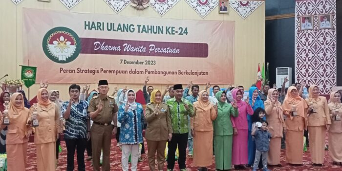 Bupati Ratna Buka Langsung Perayaan HUT Dharma Wanita Ke-24 Tahun
