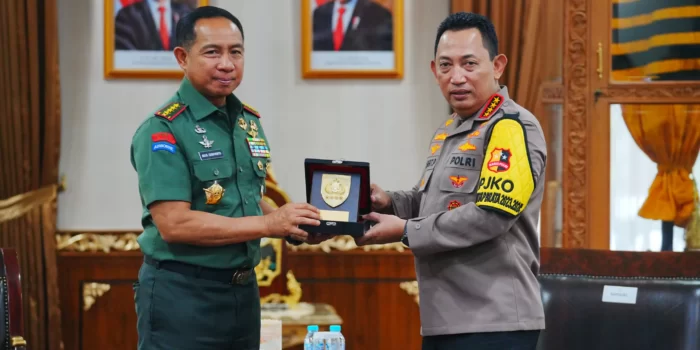 Hari Ini Kapolri Terima Kunjungan Panglima TNI di Mabes Polri