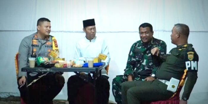 Pastikan Malam Pergantian Tahun Aman Kondusif, Pj Wako, Kapolres dan TNI Patroli Keliling