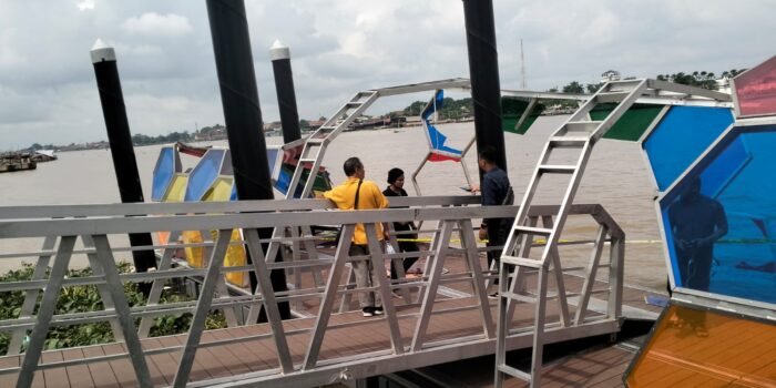 Tongkang Batubara Karya Lestari Pacifik Star Tabrak Dua Dermaga 7 Ulu