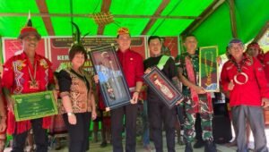 Upacara Pembukaan Keramat Temenggung Simpi, Panglima Jilah Ajak Lestarikan Adat Dayak