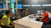 Satlantas Kapuas Hulu Siarkan Himbauan Melalui Radio Soal Larangan Penggunaan Knalpot Brong untuk Tertib Berlalu Lintas