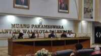 HMI Komisariat FH UMP Adakan Seminar Politik dan Hukum