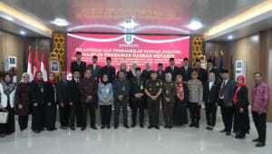 Kakanwil Kemenkumham Sumsel Lantik 19 Majelis Pengawas Derah Notaris