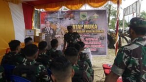 Pangdam XVIII/Kasuari Kunjungi Pos Satgas Yonif 407/PK di Werabuan dan Berikan Arahan kepada Prajurit