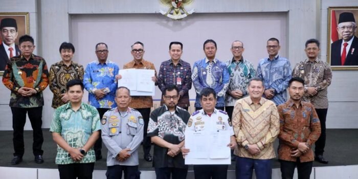 Pj Gubernur Agus Fatoni Dorong Bandara Gatot Subroto Way Kanan Segera Beroperasi secara Komersil