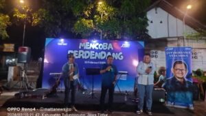 Tutup Masa Kampanye di Tulungagung, Kader Demokrat Adi Toegarisman Mencoba Berdendang Bersama Generasi Milenial