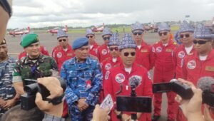 Meriahkan Event Singapore Air Show 2024 Mendatang, Ratusan Pelajar di Kota Palembang Sambut Kedatangan Jupiter Aerobatic Team