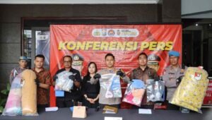 Ibu Kandung Habisi Anak Kandung Dengan Racikan Puyer dan Racun Tikus