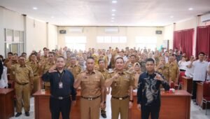 Wabup Kapuas Hulu : Keterbukaan Informasi Publik Membantu Meningkatkan Kepercayaan Masyarakat pada Pemerintah