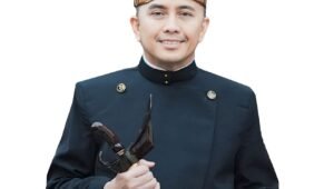 Pj Gubernur Agus Fatoni Terima Gelar Kehormatan Kanjeng Raden Tumenggung dari Keraton Surakarta