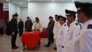 Bupati Kapuas Hulu Lantik Lima Kepala Desa Terpilih Antar Waktu