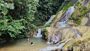Nikmati Panorama Wisata Air Terjun Seribu, Ini Kata Fitriadi