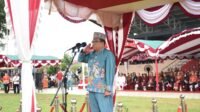 Momen Harjad Ke 218 Kota Kuala Kapuas Diisi dengan Pemberian Piagam Bagi Kades Berprestasi