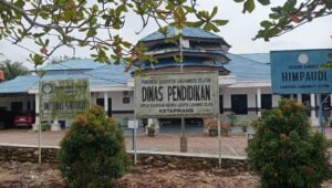 Kadis Pendidikan Labusel Diduga Intervensi Dana Bos, Langgar Permendikbud No 08 Tahun 2020