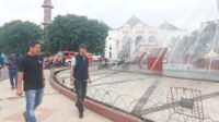 Ratu Dewa Pastikan Area Bundaran Air Mancur Hingga Trotoar Ampera Bersih untuk Sholat Idul Fitri Besok