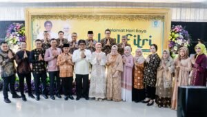 Kompak Pakai Gambo Muba, Pj Bupati Apriyadi Boyong Kepala OPD Halal Bihalal ke Forkopimda Sumsel