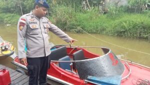 Laka Air Antara Speed 40 HP dan 15 HP di Pintas Semulung Kapuas Hulu, Korban Alami Luka – Luka