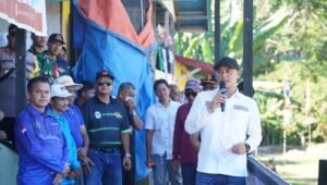 Wakil Bupati Kapuas Hulu Membuka Turnamen Perserang Cup, Desa Parang, Kecamatan Hulu Gurung