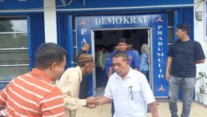 Serius Menghadapi Pilkada, Tim Kemenangan H. Arlan Ambil Berkas Formulir “Cakada” di Partai Demokrat Prabumulih