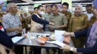 Sekda Pemkot Palembang Sidak Sejumlah Supermarket