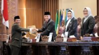 Pj Gubernur Agus Fatoni Sampaikan Penjelasan Terkait Enam Ranperda Provinsi Sumsel
