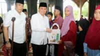 Berbagi Kebahagian Jelang Lebaran, Pj Gubernur Agus Fatoni Santuni Ribuan Anak Yatim