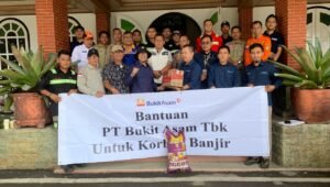 PTBA Salurkan Bantuan untuk Korban Banjir di OKU
