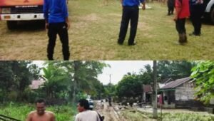 Damkar Musi Rawas Gerak Cepat Bersihkan Lumpur Pasca Banjir Bandang 