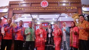 Hadiri HUT ke-44 Dekranas di Solo, Dewi Ratu Dewa Apresiasi Kemeriahan Acara
