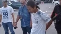 Budiman Curi Handphone Saat Korban Tertidur Lelap