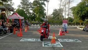 Gaungkan #Cari_Aman, Astra Motor Sumsel Gelar Edukasi Safety Riding di Pabrik Mie Sedaap
