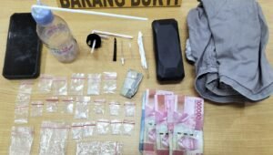 Satreskoba Polres Kapuas Hulu Ringkus Pengedar Sabu di Simpang Silat
