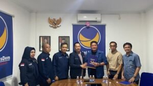 Herman Deru Ambil Formulir di Partai NasDem, Belum Tentukan Wakil