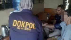 Dokes Polres Kapuas Hulu Periksa Kesehatan Tahanan