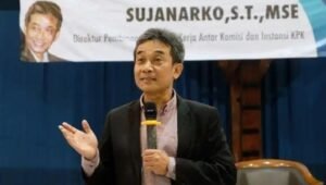 Eks Direktur KPK Sebut ‘Gagap’ Dalam Komunikasi