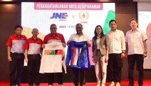 JNE dan KONI Menandatangani Nota Kesepahaman untuk Pengembangan Olahraga Nasional