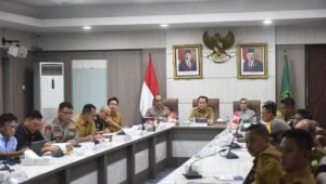 Pj Gubernur Agus Fatoni Komitmen Serius Tangani Ilegal Drilling dan Refinery di Sumsel