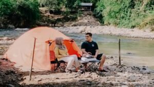 Kadis Parpora Aceh Tamiang dan Istri Nikmati Camping Ground 2024 di Objek Wisata Gunung Pandan