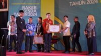Pemkab Kapuas Hulu Terima 2 Penghargaan dari Pemerintah Provinsi Kalimantan Barat